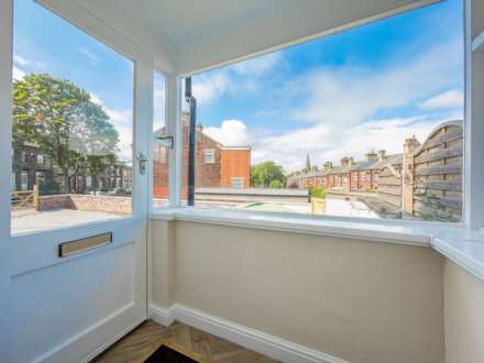 Grove Road, Heckmondwike, Image 2