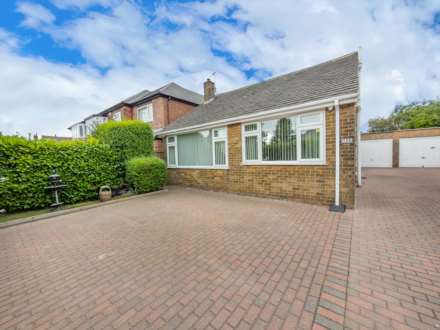 White Lee Road, Batley, Image 1