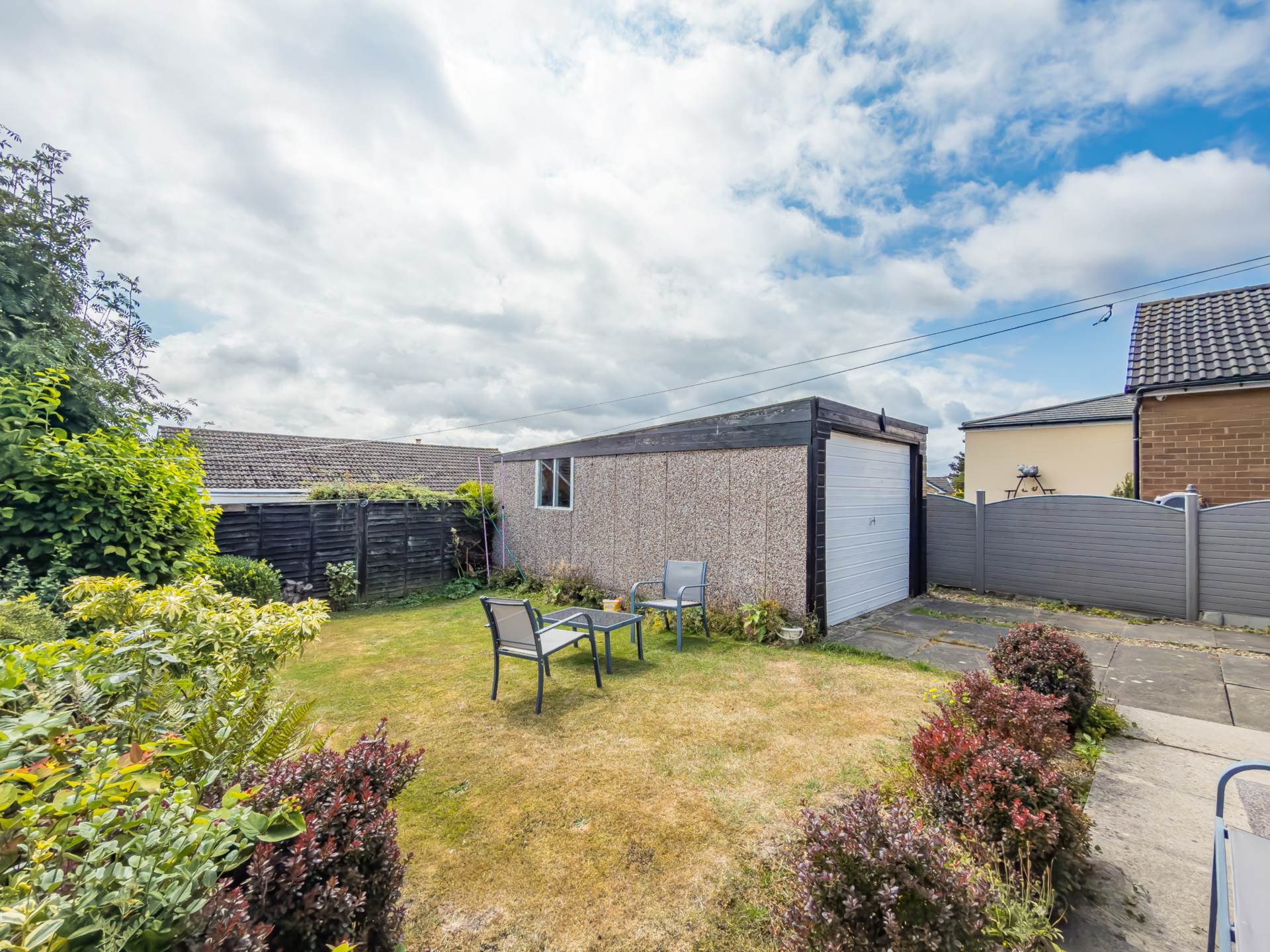 Chevins Close, Birstall, Image 13