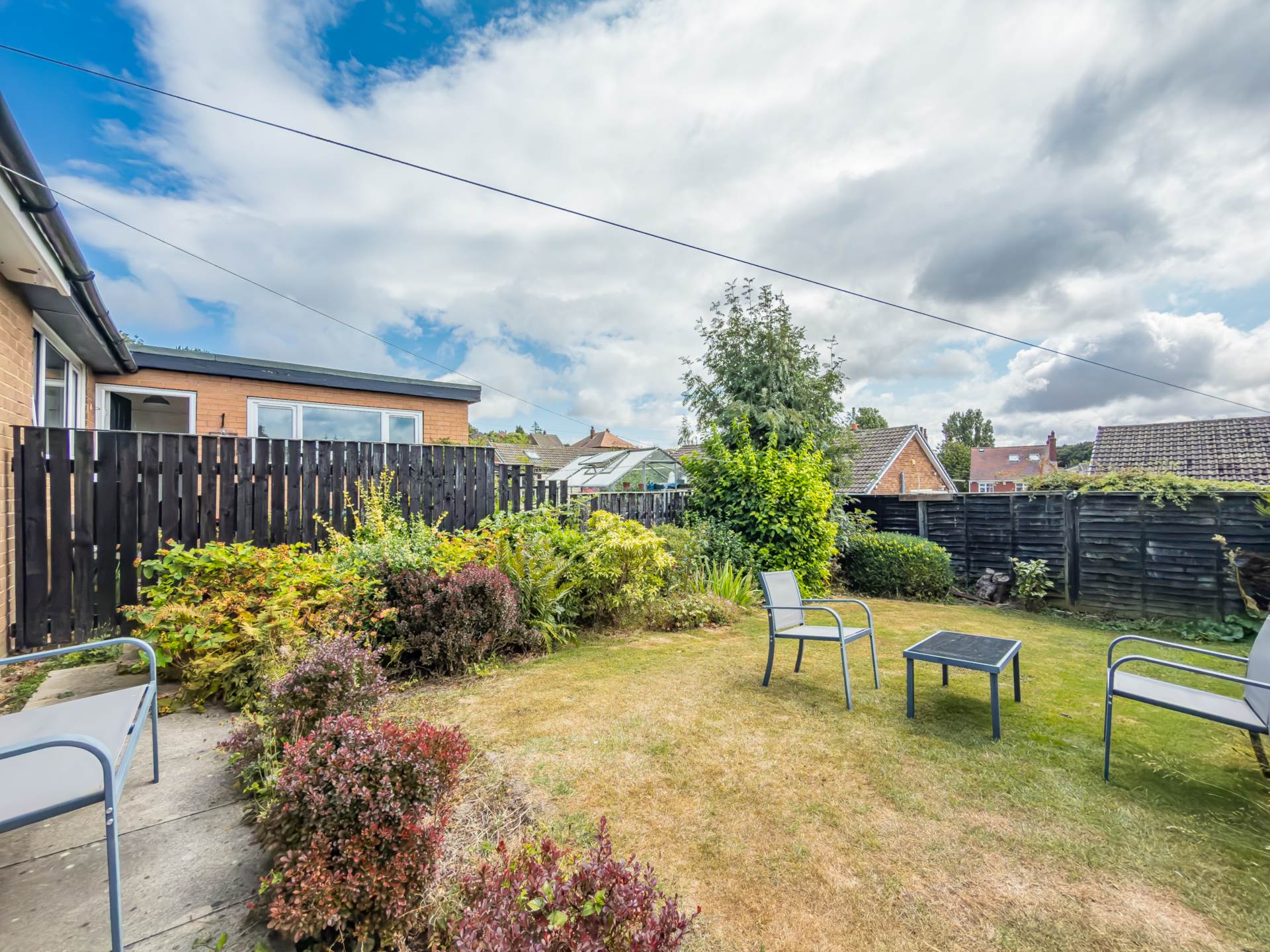 Chevins Close, Birstall, Image 15