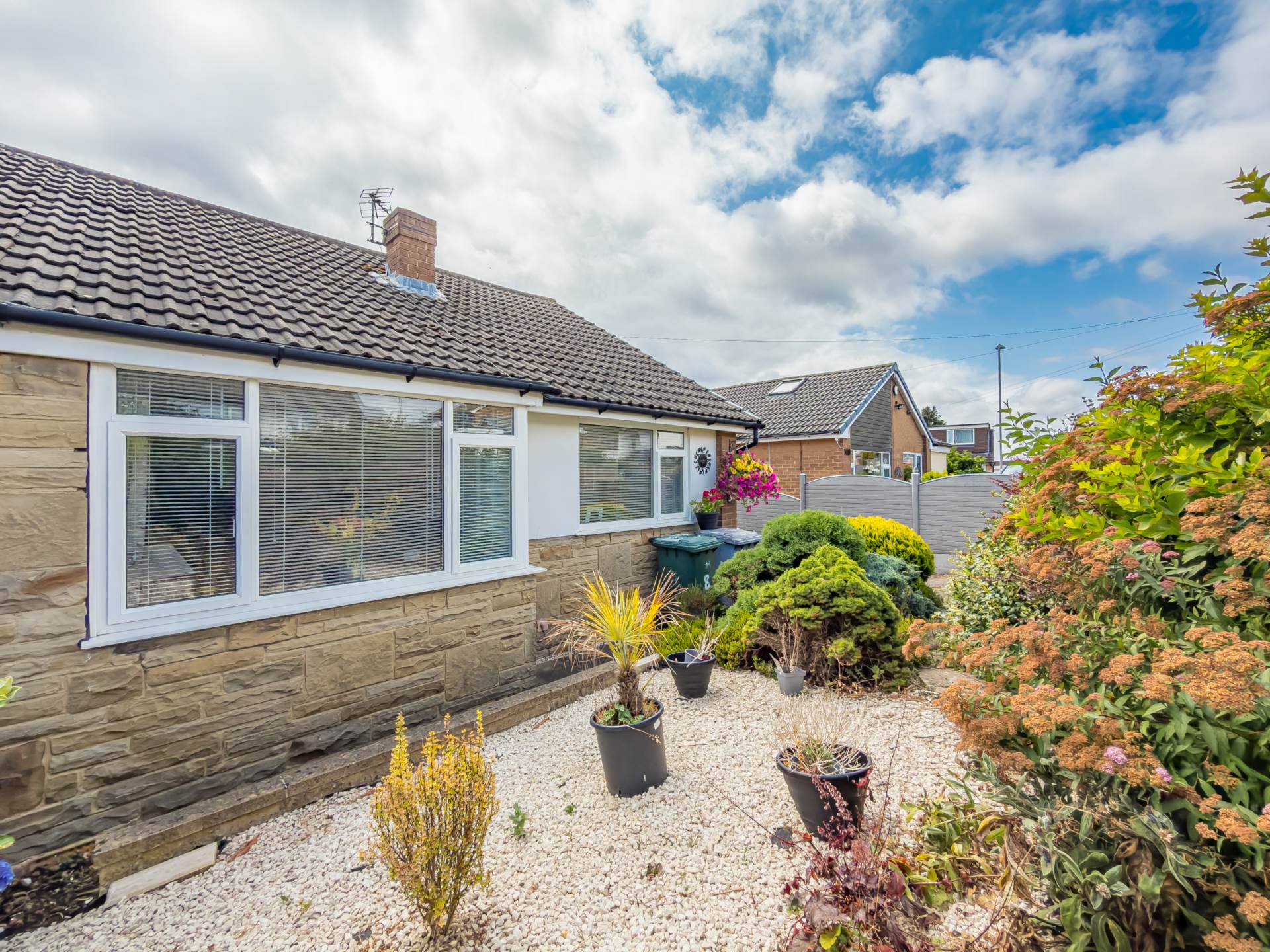 Chevins Close, Birstall, Image 16