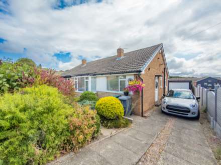Property For Sale Chevins Close, Birstall, Batley