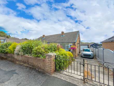 Chevins Close, Birstall, Image 18