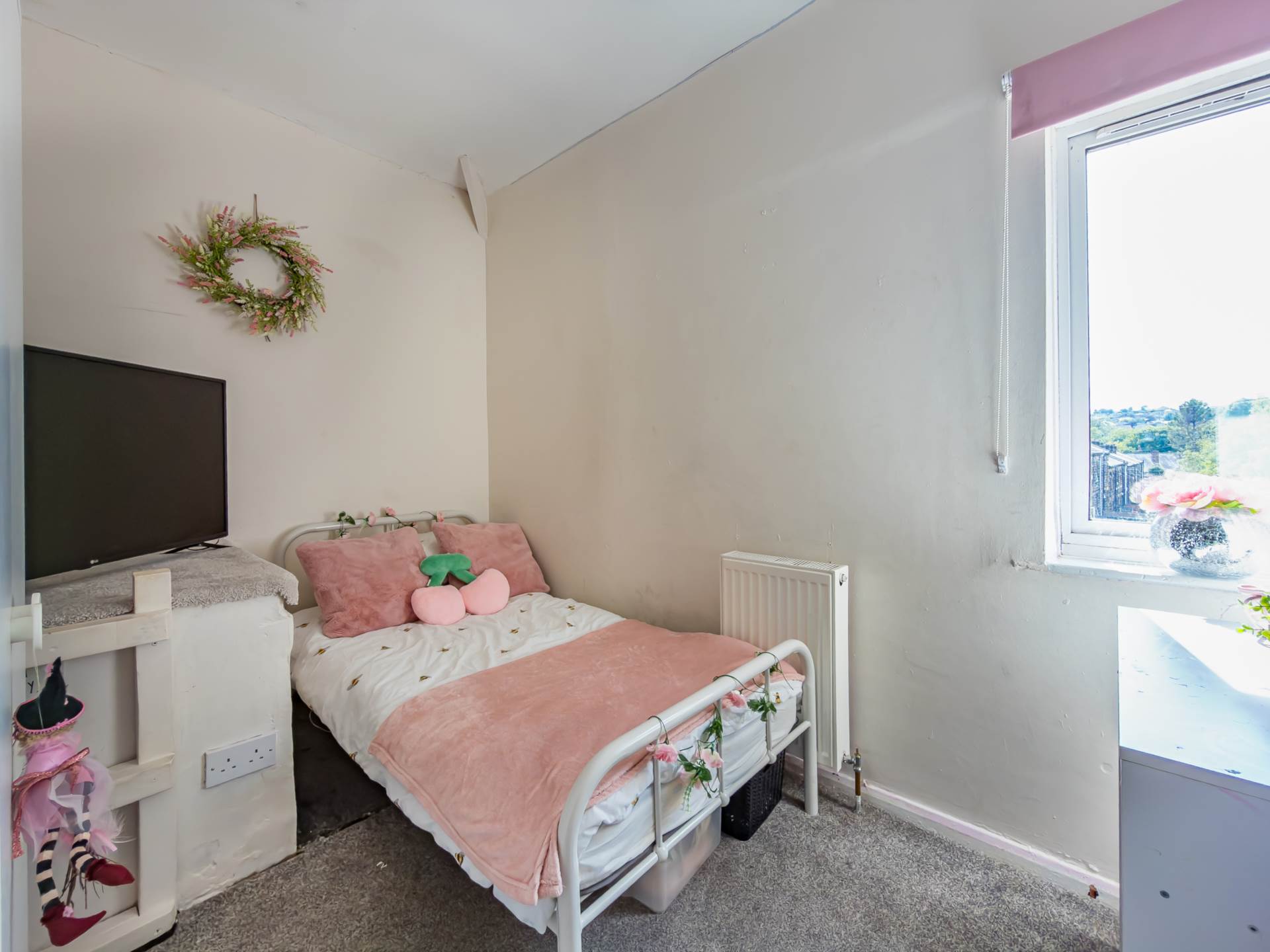 Leyland Road, Batley, Image 17