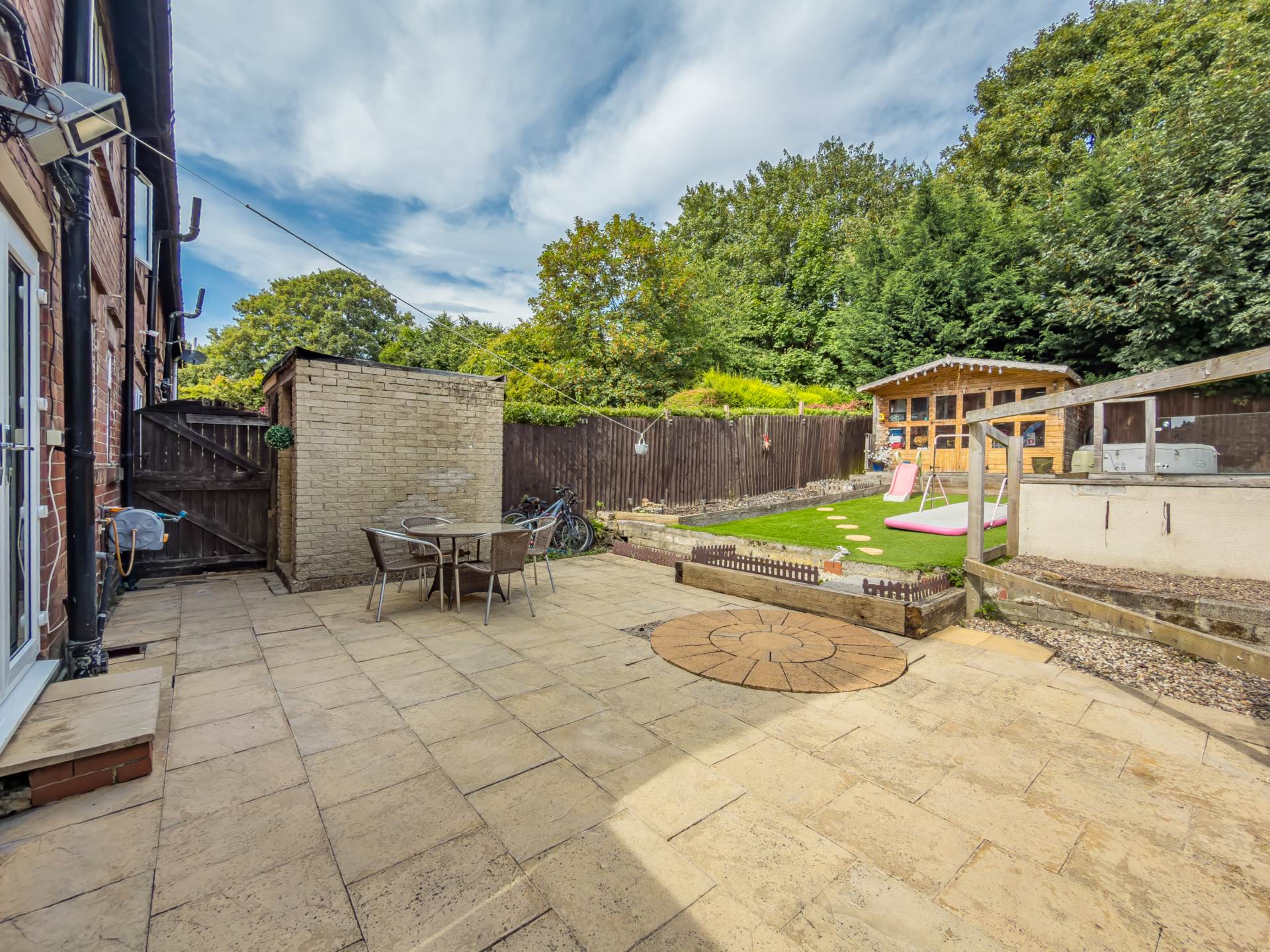 Leyland Road, Batley, Image 20