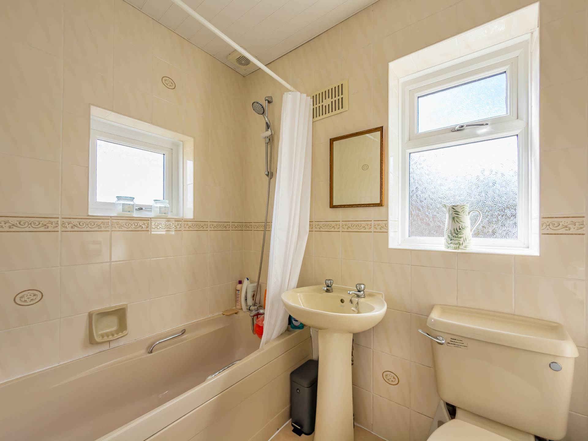 Redhill Avenue, Tingley, Image 13