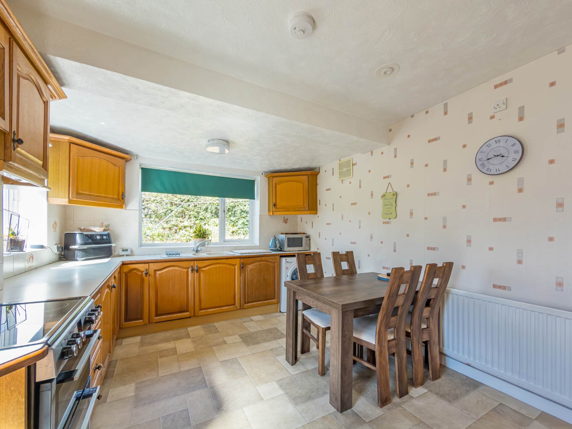 Redhill Avenue, Tingley, Image 4