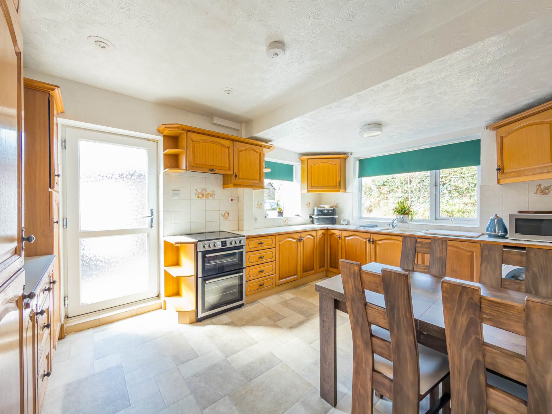 Redhill Avenue, Tingley, Image 6