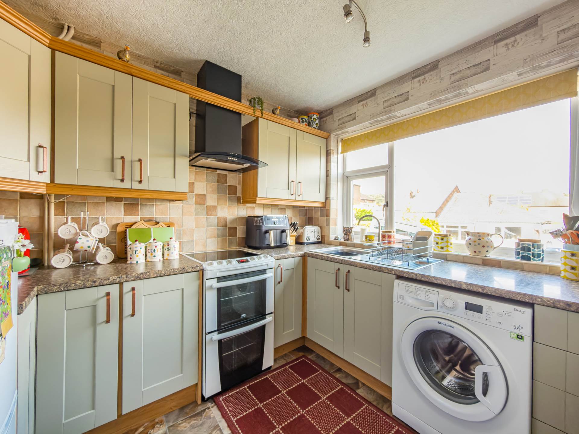 Smithies Moor Rise, Batley, Image 2