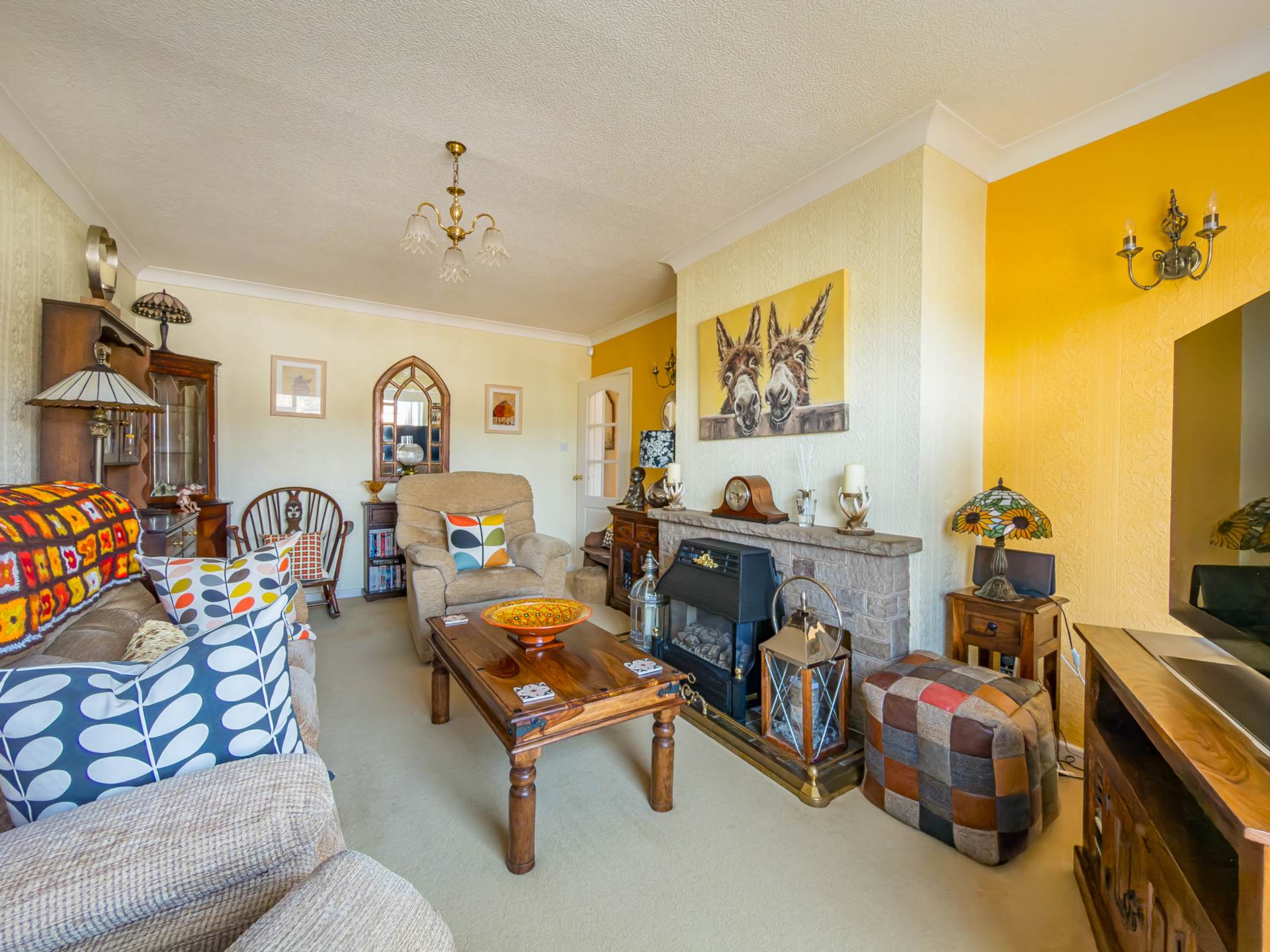 Smithies Moor Rise, Batley, Image 4
