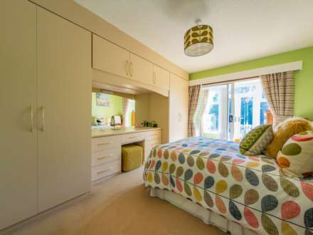 Smithies Moor Rise, Batley, Image 6