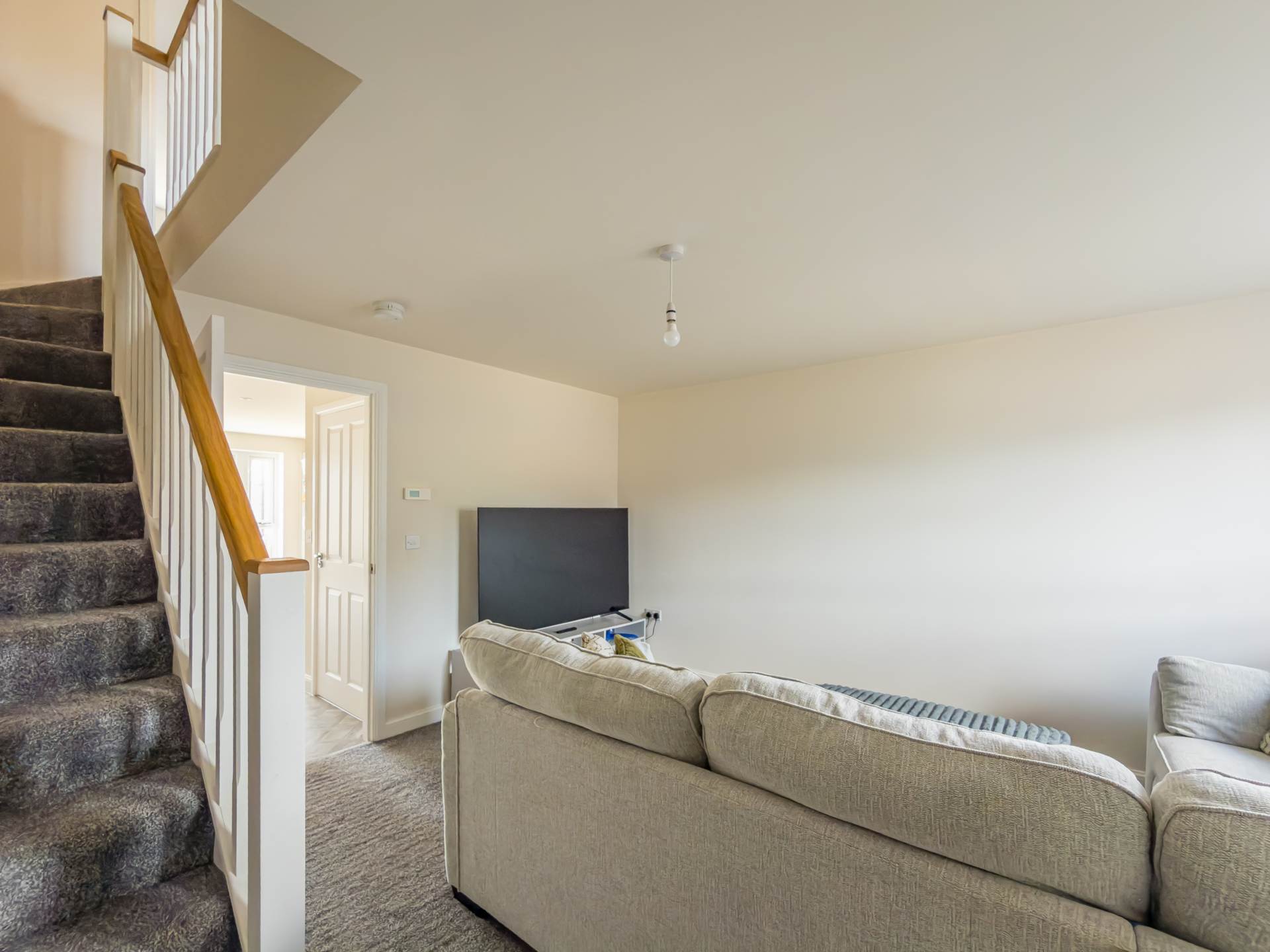 Brambling Avenue, Dewsbury, Image 10
