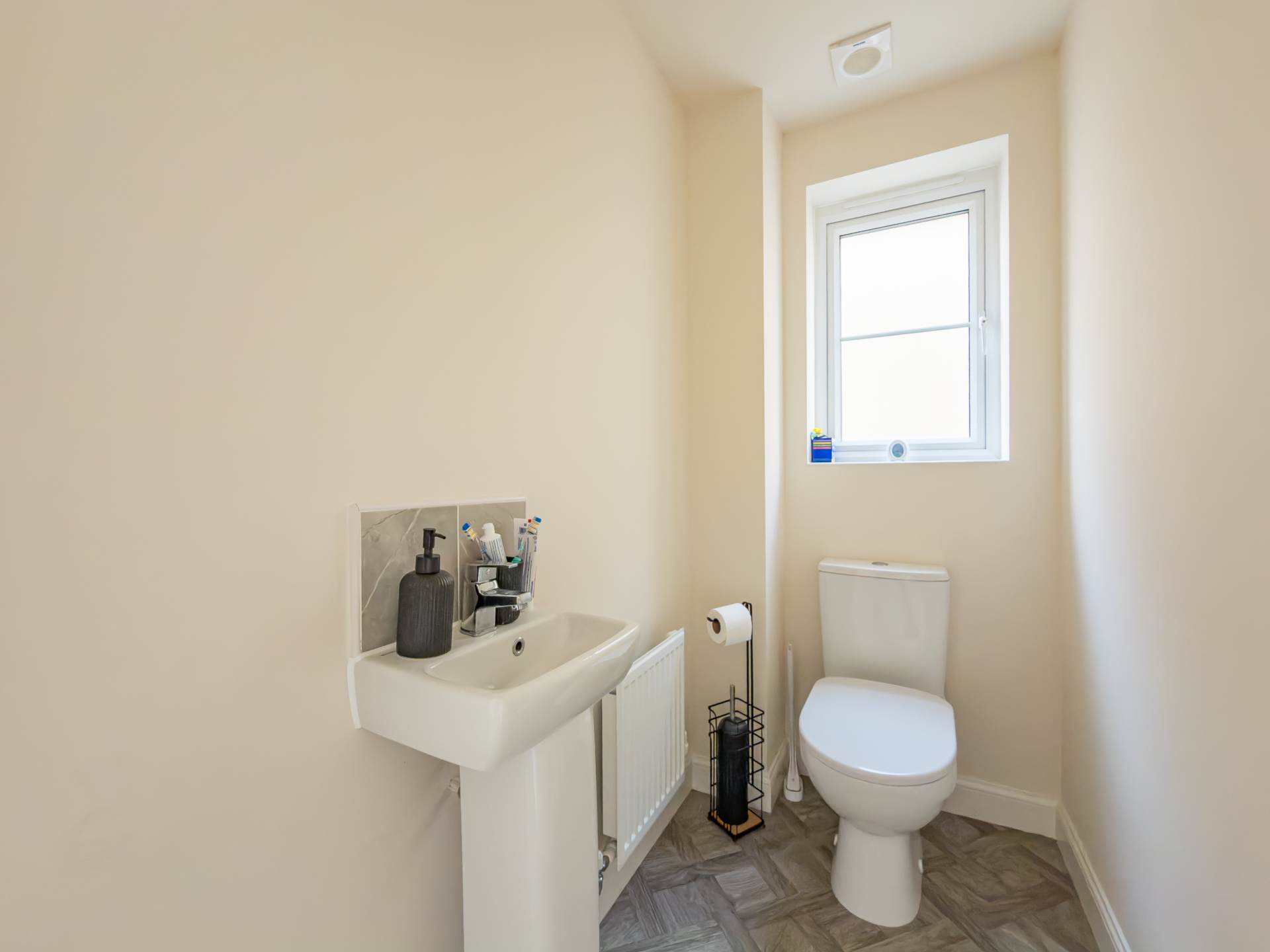 Brambling Avenue, Dewsbury, Image 8