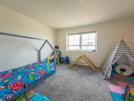 Brambling Avenue, Dewsbury, Image 15