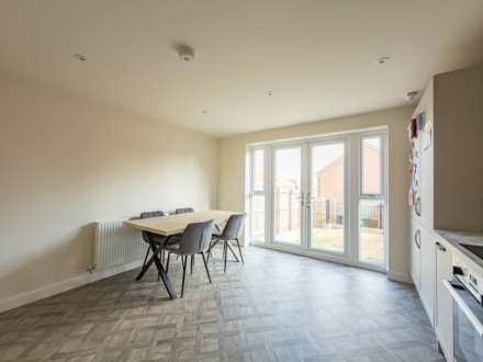 Brambling Avenue, Dewsbury, Image 4