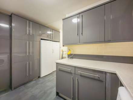 White Lee Side, Heckmondwike, Image 6