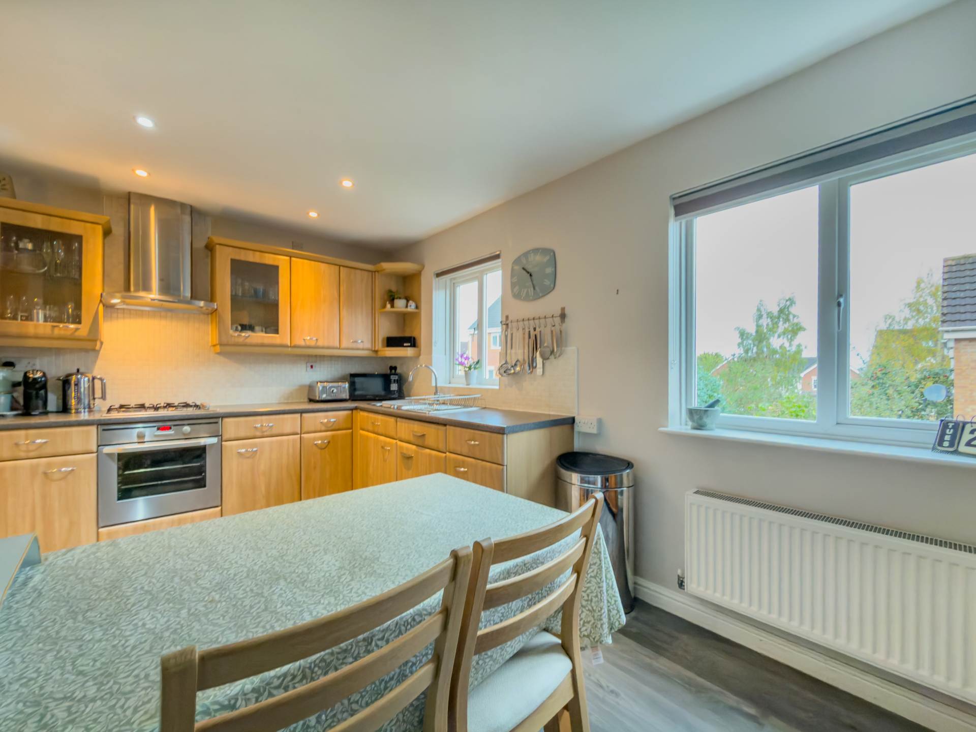 Ringshaw Drive, Cleckheaton, Image 4