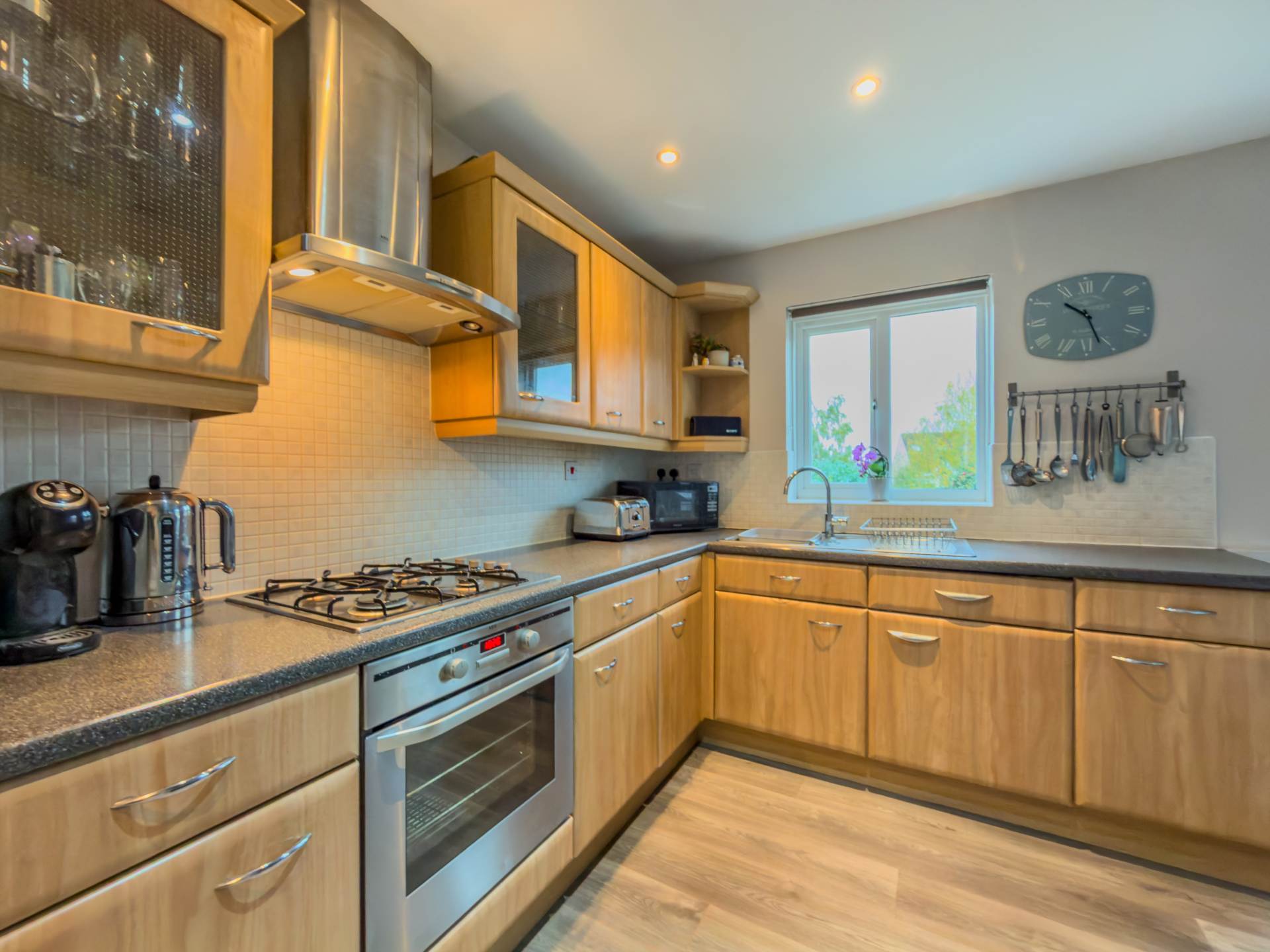 Ringshaw Drive, Cleckheaton, Image 6