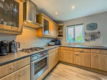 Ringshaw Drive, Cleckheaton, Image 6