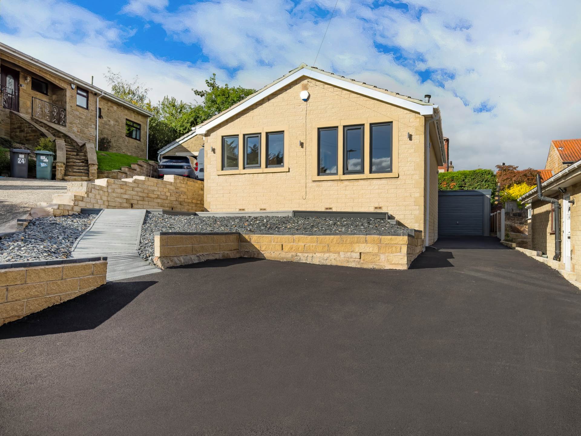 South Bank Road, Batley, Image 1