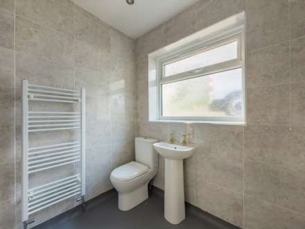 South Bank Road, Batley, Image 12