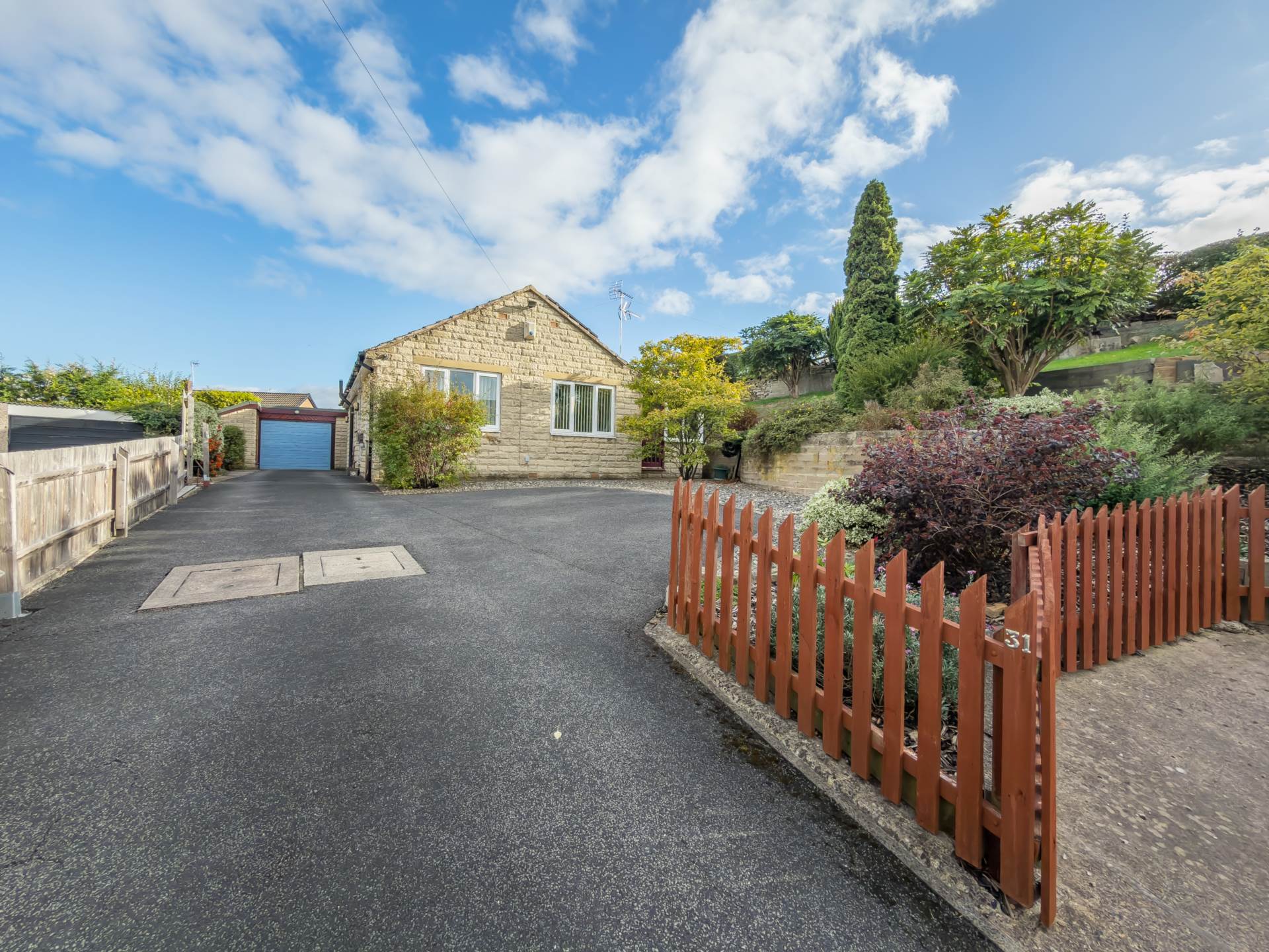 Oakwell Avenue, Batley, Image 19