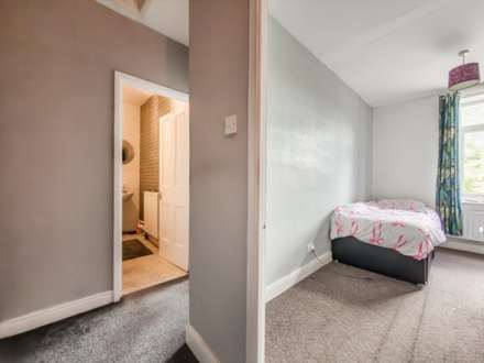 Bradford Road, Birstall, Image 10