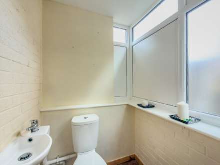 Western Avenue, Birstall, Image 4