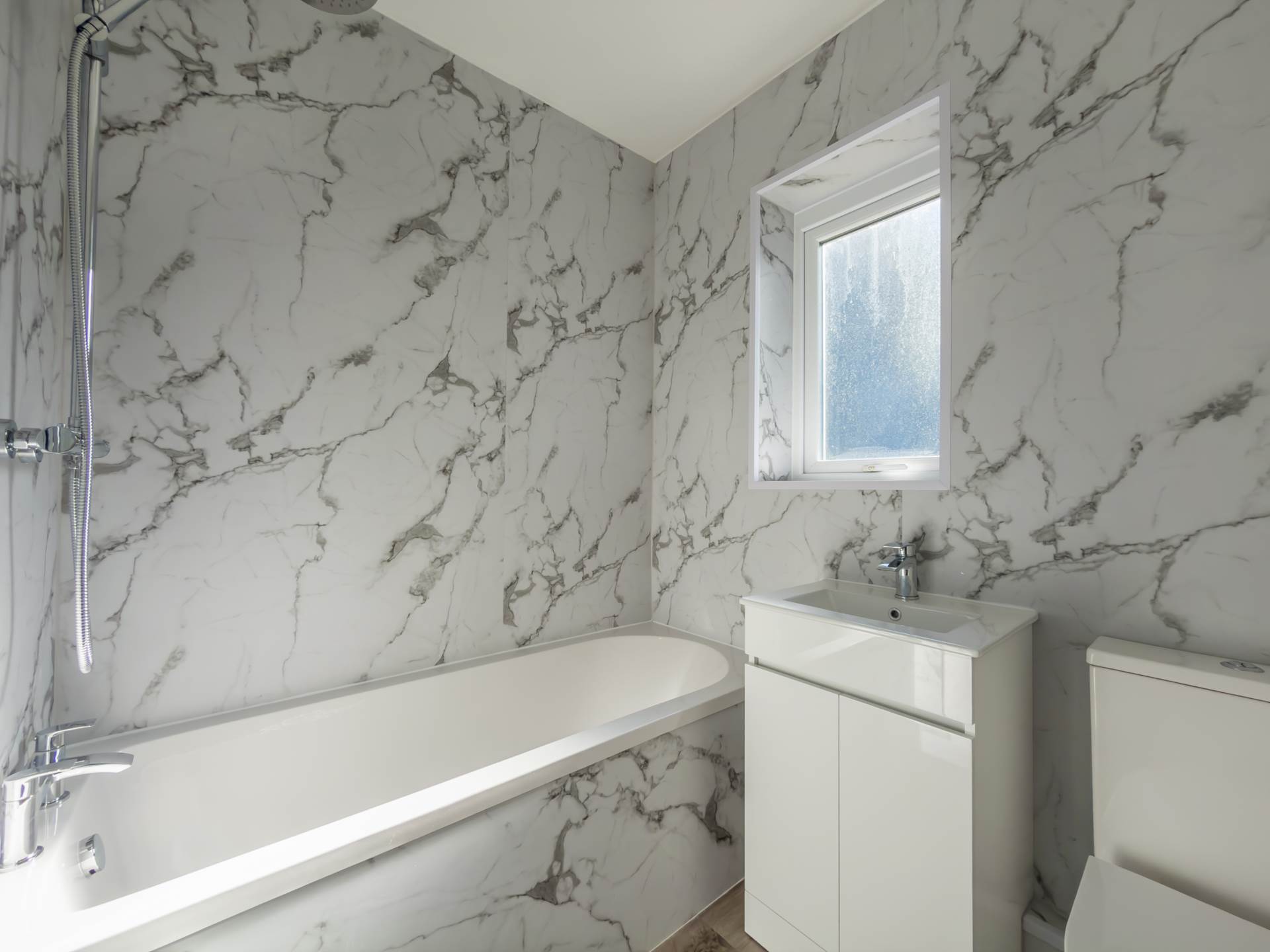Ings Crescent, Dewsbury, Image 15