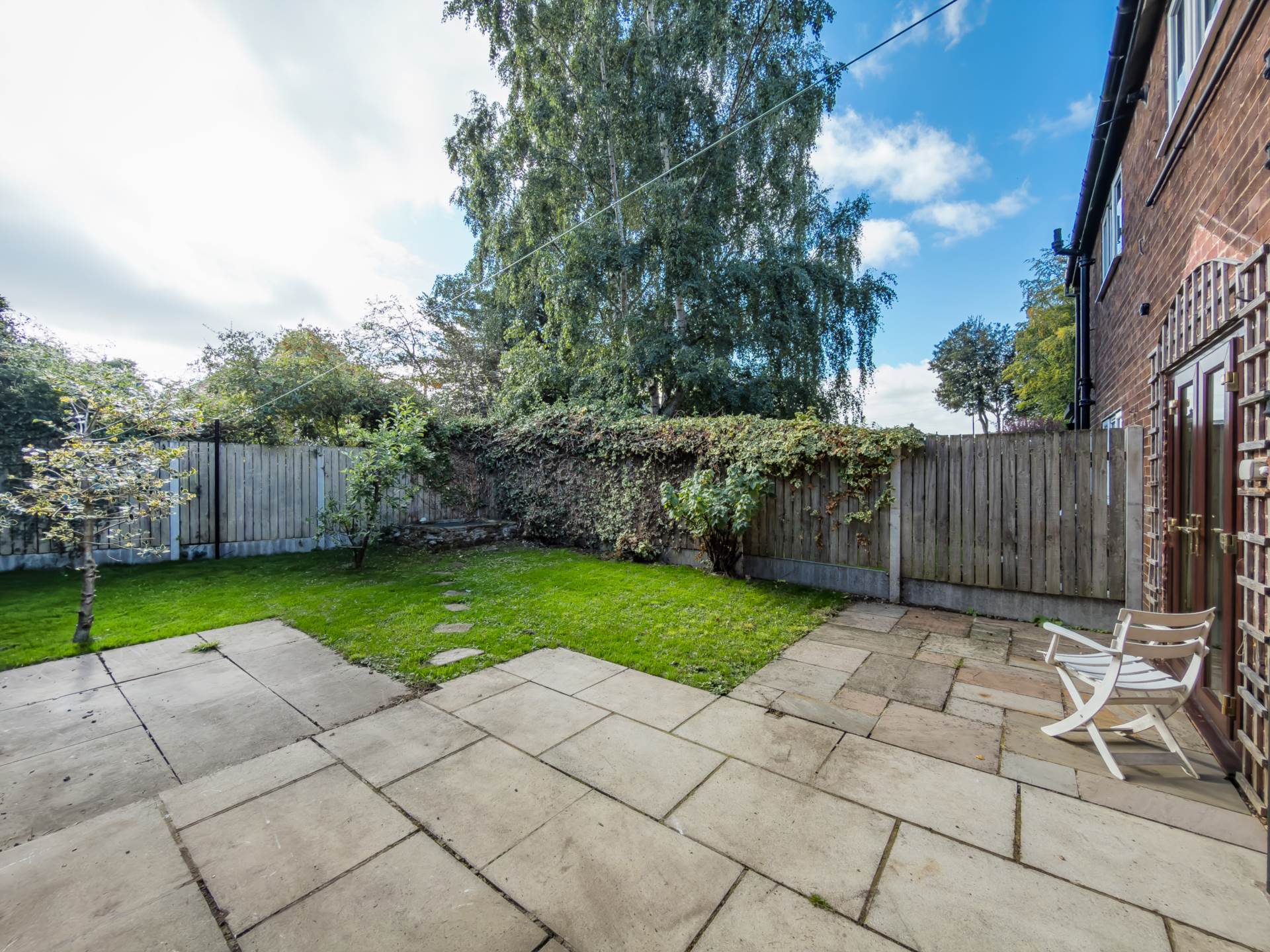 Ings Crescent, Dewsbury, Image 17