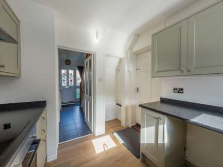 Ings Crescent, Dewsbury, Image 5