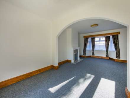 Ings Crescent, Dewsbury, Image 6