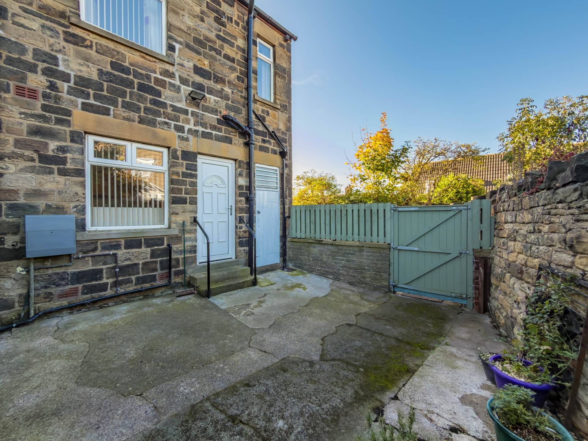 Boundary Road, Dewsbury, Image 14