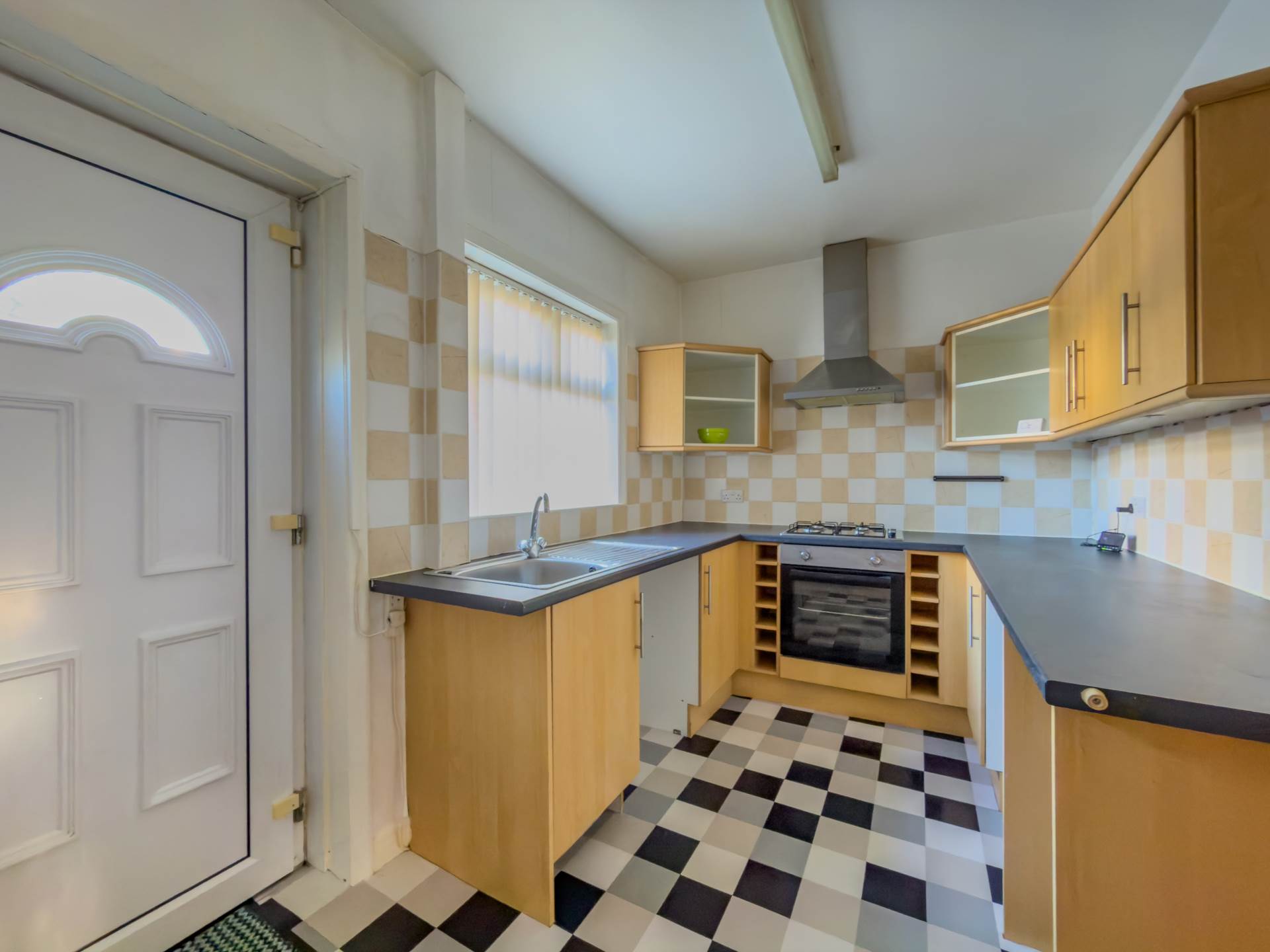 Boundary Road, Dewsbury, Image 2