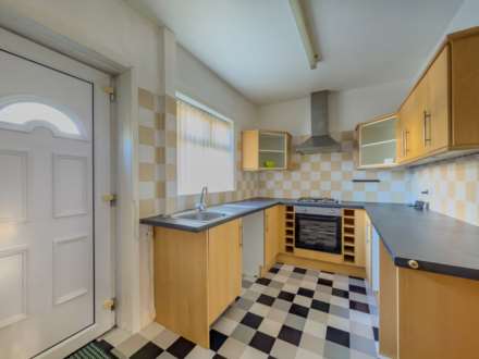 Boundary Road, Dewsbury, Image 2
