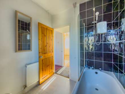 Boundary Road, Dewsbury, Image 8