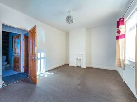 Boundary Road, Dewsbury, Image 9