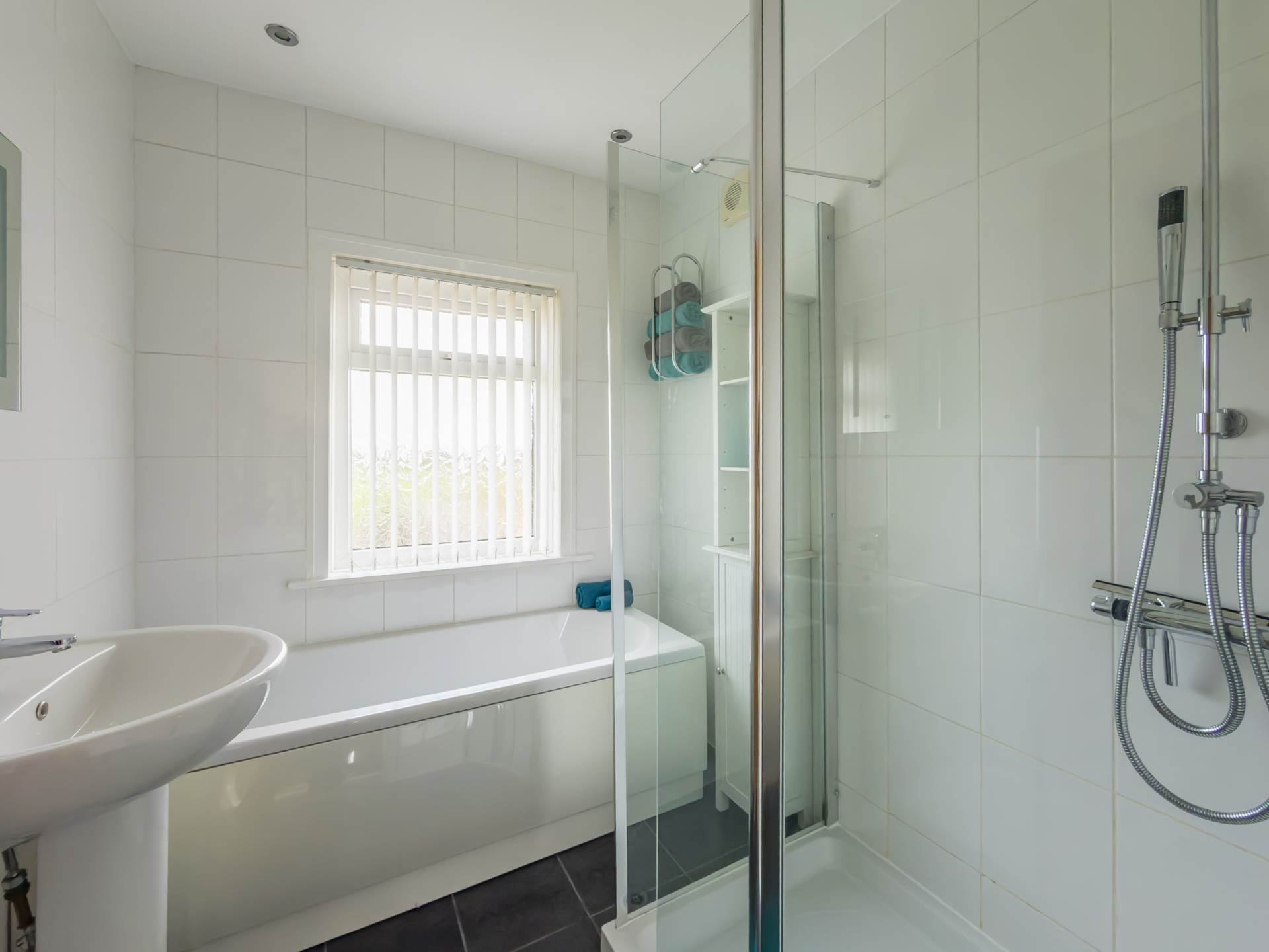 Upper Batley Lane, Batley, Image 15