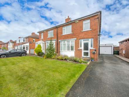 Property For Sale Upper Batley Lane, Batley