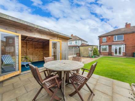Upper Batley Lane, Batley, Image 23