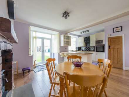 Upper Batley Lane, Batley, Image 3