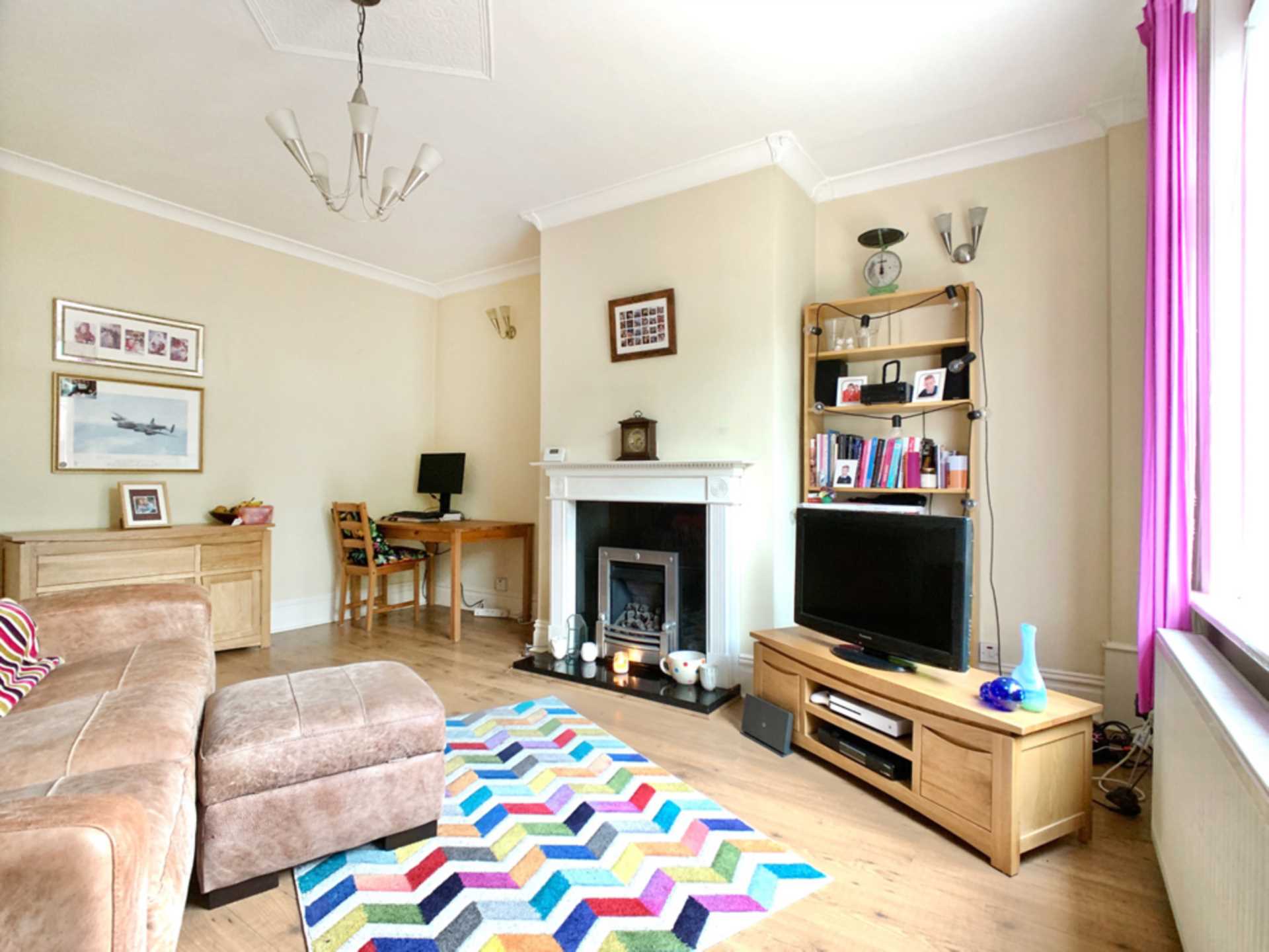 South View Birstall, Batley, Image 14