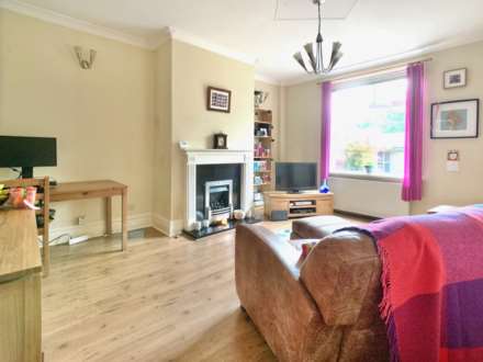 South View Birstall, Batley, Image 12