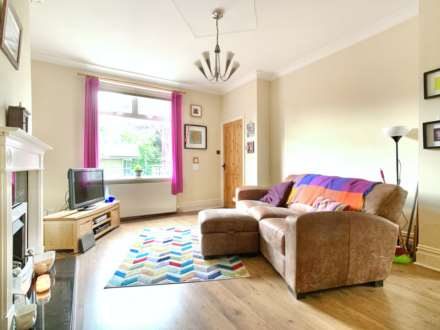 South View Birstall, Batley, Image 13