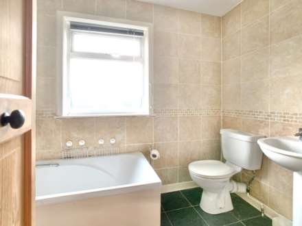 South View Birstall, Batley, Image 5