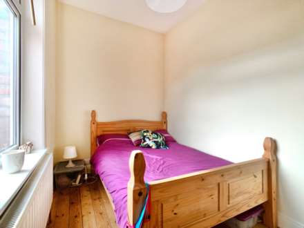 South View Birstall, Batley, Image 6