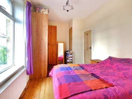 South View Birstall, Batley, Image 8