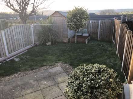 Castle Hill View, Heckmondwike, Image 13