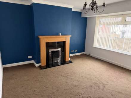Harefield Drive Batley, Batley, Image 10