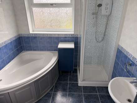 Harefield Drive Batley, Batley, Image 11
